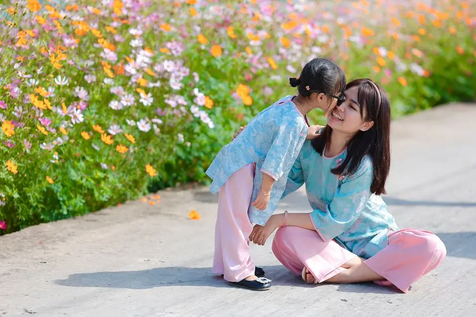 Menjalin Hubungan Ibu dan Anak yang Harmonis di Tengah Kesibukan
